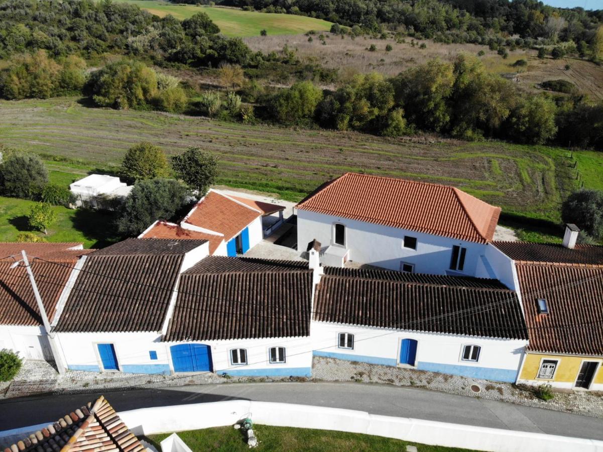 Azoia 10 - Hostel & Casas De Campo Azoia de Baixo Εξωτερικό φωτογραφία