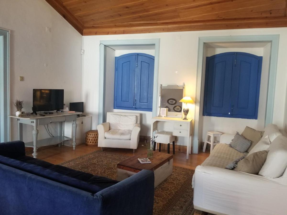 Azoia 10 - Hostel & Casas De Campo Azoia de Baixo Εξωτερικό φωτογραφία