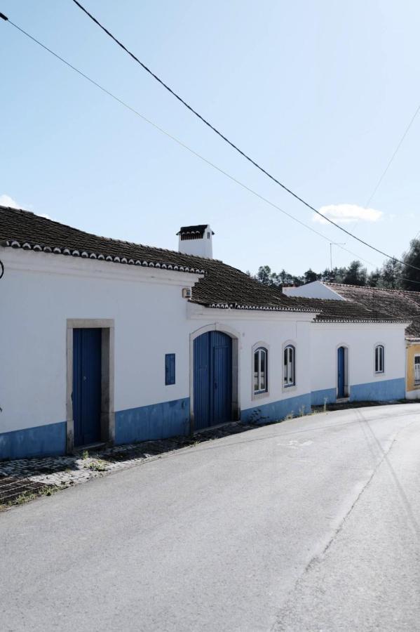 Azoia 10 - Hostel & Casas De Campo Azoia de Baixo Εξωτερικό φωτογραφία